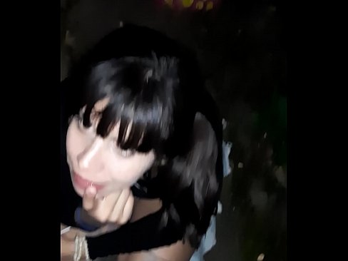 ❤️ 在街上膨胀的阴茎，以换取糖果 ❤ 自制毛片️❤
